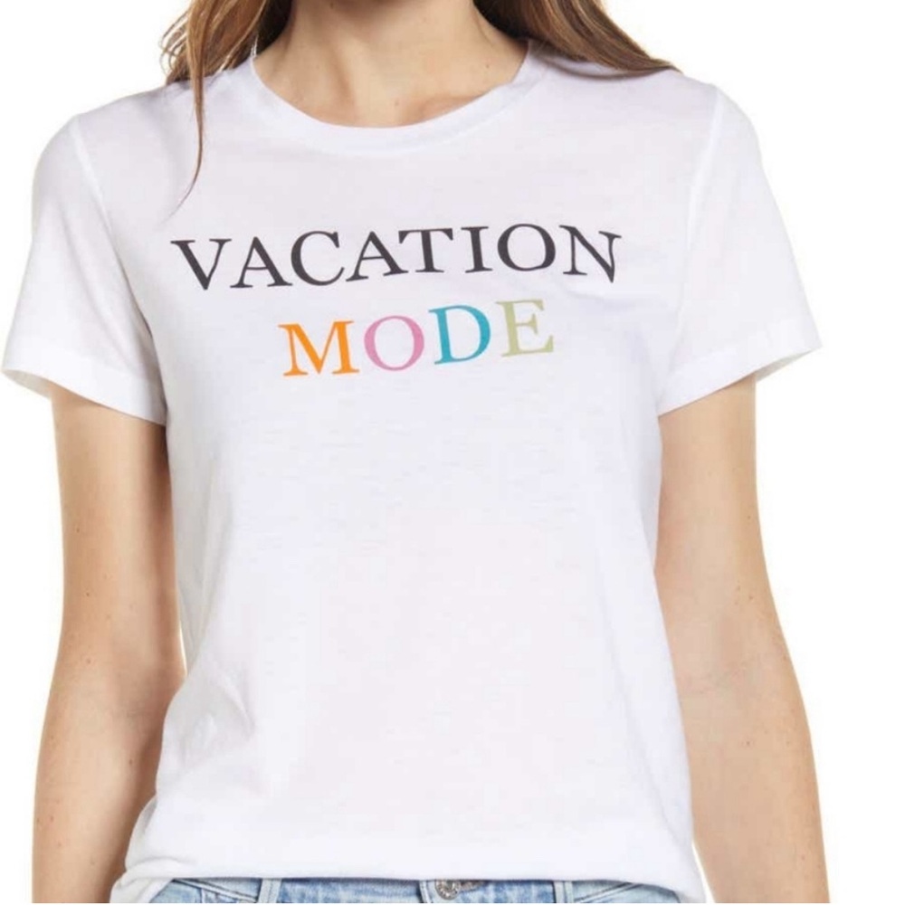 1901 Vacation Mode Graphic Tee Size Medium
